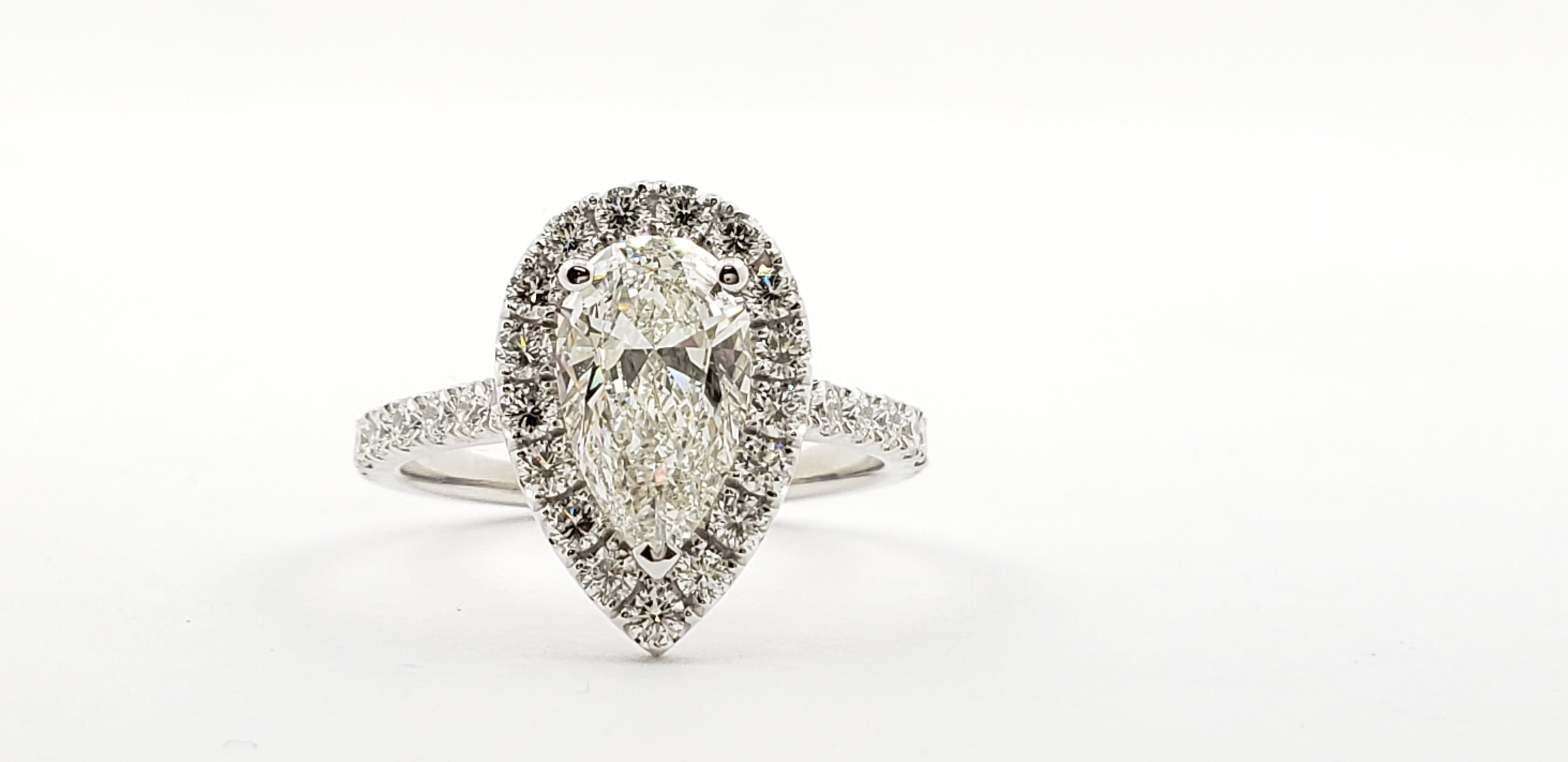 Pear Shape Diamond Ring with Halo